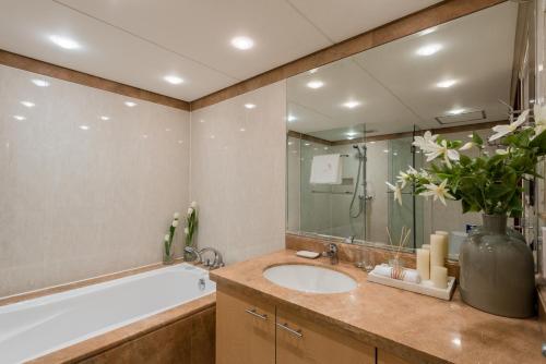 Imagen general del Hotel Shanghai Centre Serviced Apartment. Foto 3