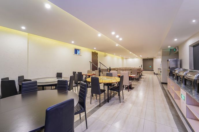 Imagen del bar/restaurante del Hotel Shanghai Dihang Business Travel - Shanghai Pudong International Airport. Foto 4