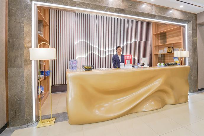Imagen de los interiores del Hotel Shanghai Dihang Business Travel - Shanghai Pudong International Airport. Foto 15
