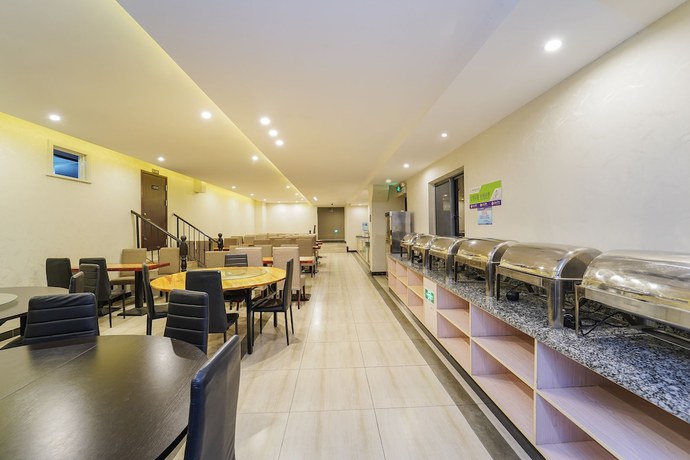 Imagen del bar/restaurante del Hotel Shanghai Dihang Business Travel - Shanghai Pudong International Airport. Foto 5