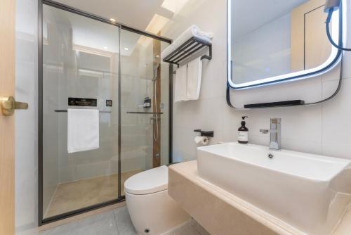 Imagen general del Hotel Shanghai Manhua-Provides free shuttle service to Disneyland. Foto 7