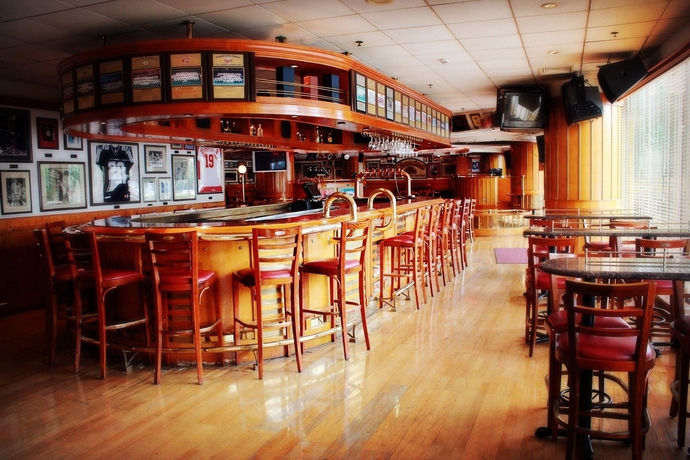 Imagen del bar/restaurante del Hotel Shanghai Marriott Hongqiao. Foto 3