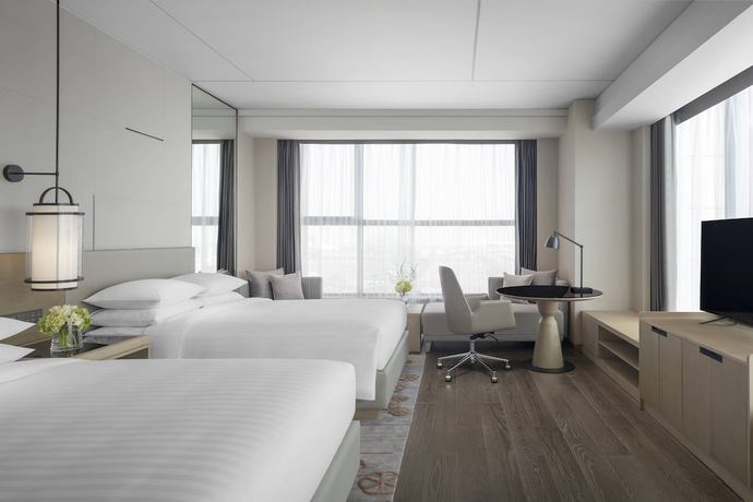 Imagen de la habitación del Hotel Shanghai Marriott Hotel Kangqiao. Foto 8