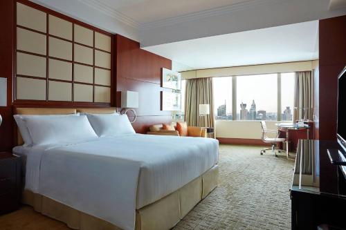 Imagen de la habitación del Hotel Shanghai Marriott Marquis City Centre. Foto 4