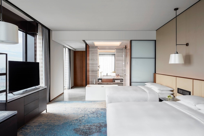 Imagen de la habitación del Hotel Shanghai Marriott Pudong South. Foto 3
