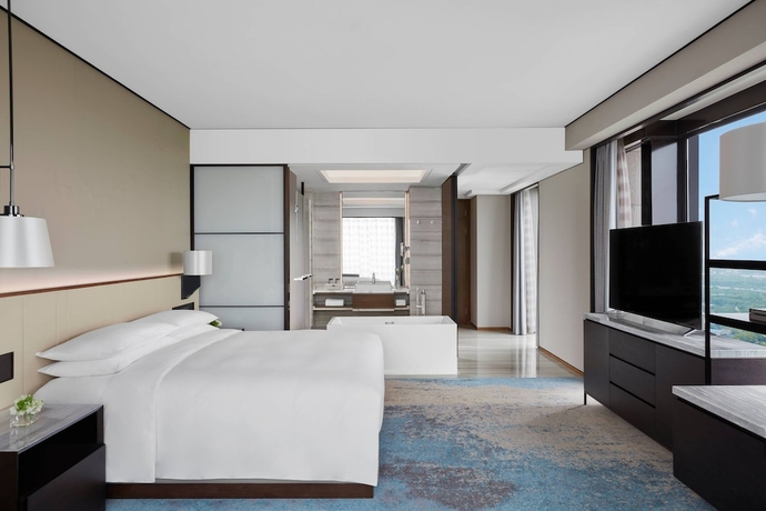 Imagen de la habitación del Hotel Shanghai Marriott Pudong South. Foto 4