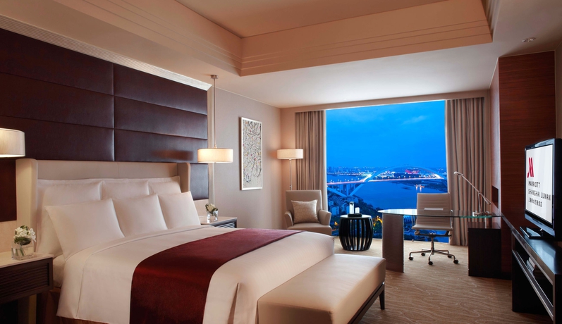 Imagen de la habitación del Hotel Shanghai Marriott Riverside. Foto 9