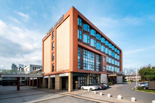 Imagen general del Hotel Shanghai Pudong Airport Resort Licheng Ruixuan. Foto 1