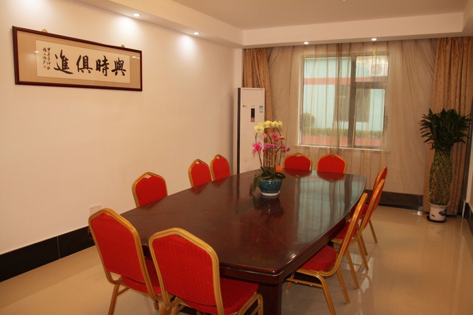 Imagen general del Hotel Shanghai Shuiting Holiday Resort. Foto 8