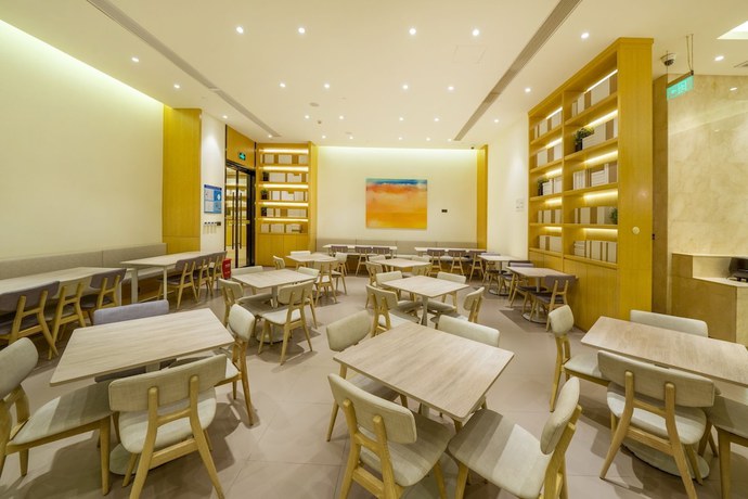 Imagen del bar/restaurante del Hotel Shanghai Yihe Disneyland Branch. Foto 3