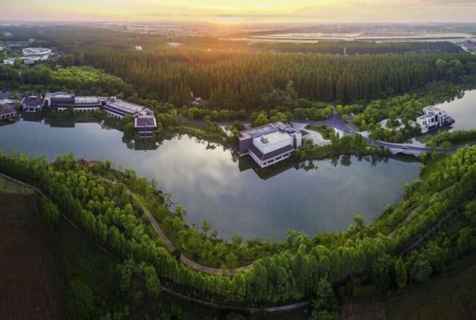 Imagen general del Hotel Shanghai Yiqinyuan Resort. Foto 1