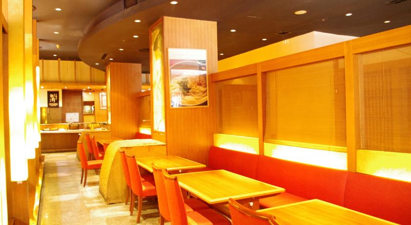 Imagen del bar/restaurante del Hotel Shanghai Zhong Dian Hotel. Foto 4