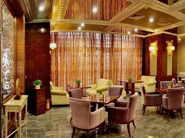 Imagen del bar/restaurante del Hotel Shangling Boston Hotel. Foto 3