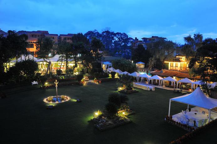 Imagen de los exteriores del Hotel Shangri La. Foto 8