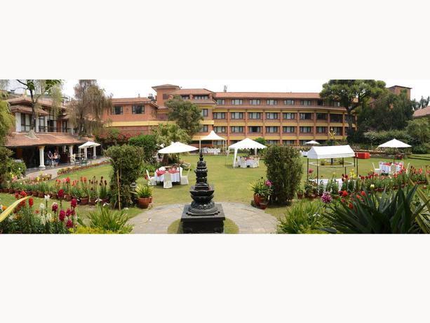 Imagen de los exteriores del Hotel Shangri La. Foto 11