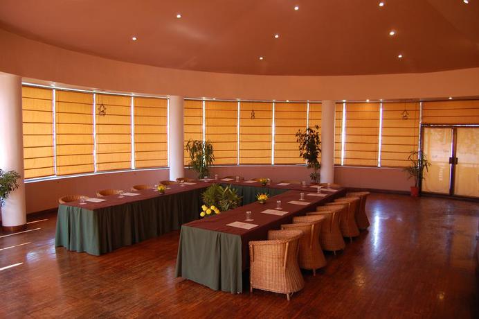 Imagen de los interiores del Hotel Shangri La Village Resort. Foto 11