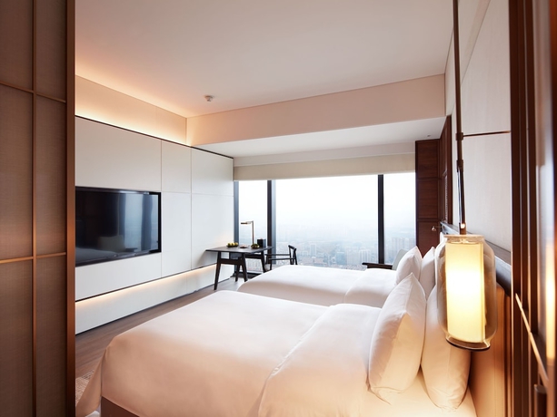 Imagen de la habitación del Hotel Shangri-La Nanning. Foto 5