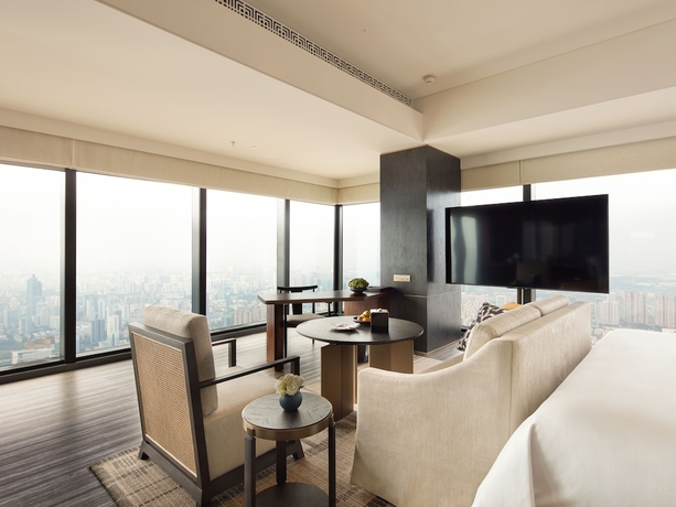 Imagen de la habitación del Hotel Shangri-La Nanning. Foto 8