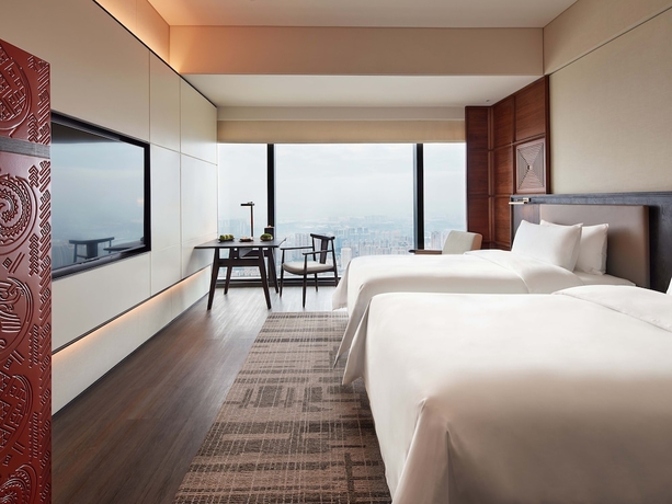 Imagen de la habitación del Hotel Shangri-La Nanning. Foto 13