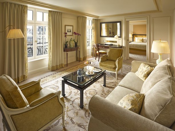 Imagen de la habitación del Hotel Shangri-La, Paris. Foto 23