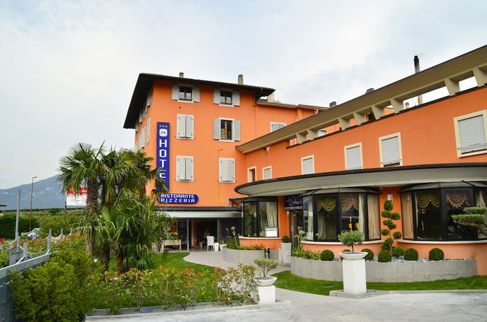 Imagen general del Hotel Shangri-La, Pilcante. Foto 1