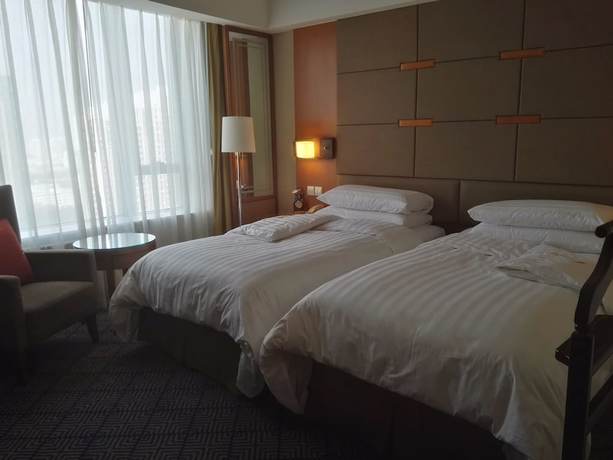 Imagen de la habitación del Hotel Shangri-la Baotou. Foto 10