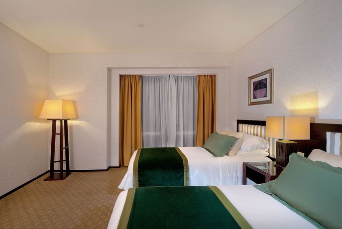 Imagen de la habitación del Hotel Shangri-la Hotel y Apartamentos Dubai. Foto 20