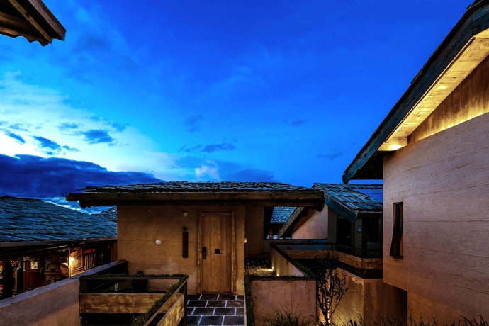 Imagen de los exteriores del Hotel Shangri-la Karesansui. Foto 13