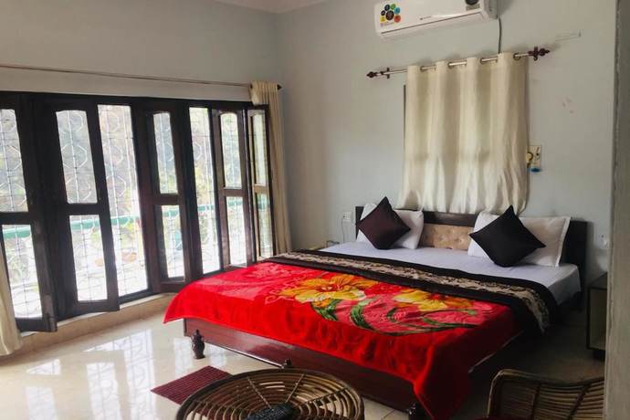 Imagen de la habitación del Hotel Shangrila Resorts by Raatri. Foto 10