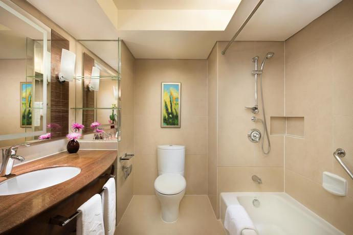 Imagen de la habitación del Hotel Shangri-la Shenzhen. Foto 8