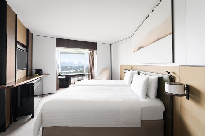 Imagen de la habitación del Hotel Shangri-la Singapore. Foto 9