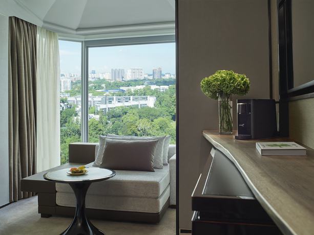Imagen de la habitación del Hotel Shangri-la Singapore. Foto 12