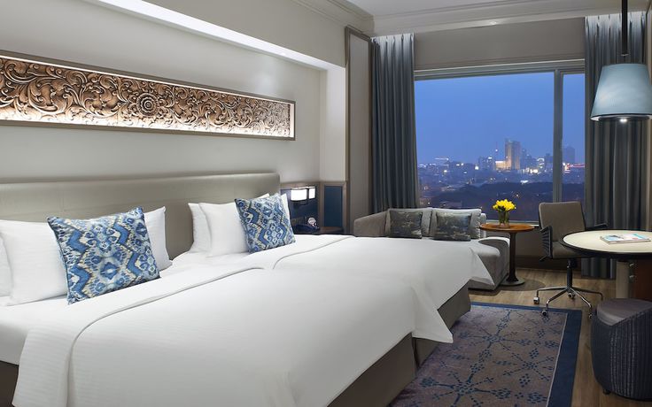 Imagen de la habitación del Hotel Shangri-la Surabaya. Foto 9