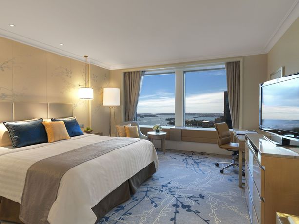 Imagen de la habitación del Hotel Shangri-la Sydney. Foto 6