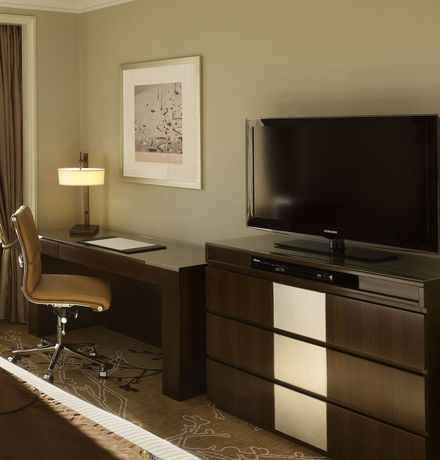 Imagen de la habitación del Hotel Shangri-la Sydney. Foto 14