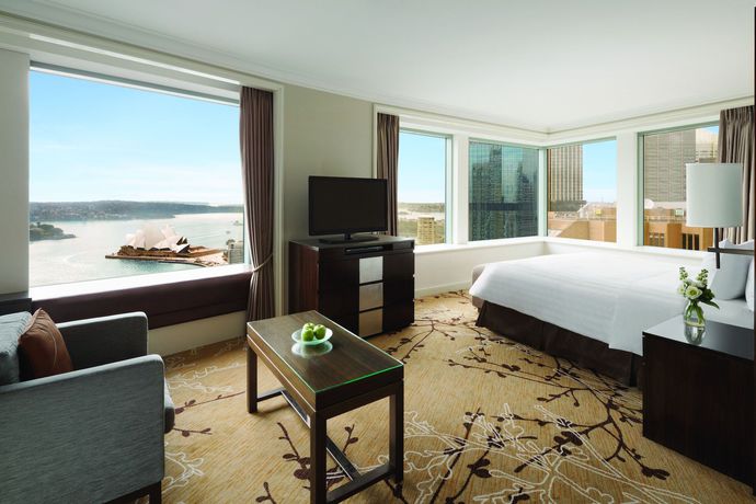 Imagen de la habitación del Hotel Shangri-la Sydney. Foto 18
