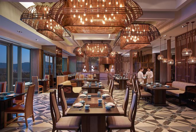 Imagen del bar/restaurante del Hotel Shangri-la Ulaanbaatar. Foto 2