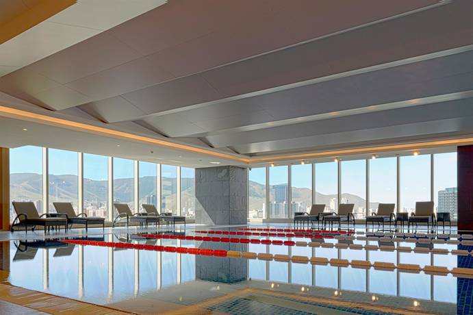 Imagen de la piscina del Hotel Shangri-la Ulaanbaatar. Foto 18
