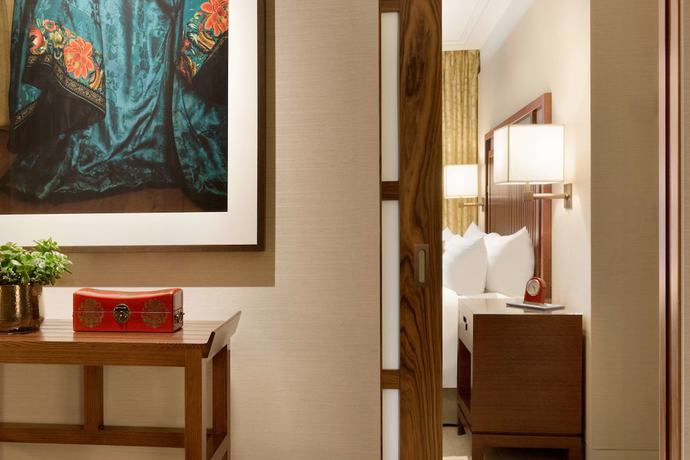 Imagen de la habitación del Hotel Shangri-la Vancouver. Foto 10