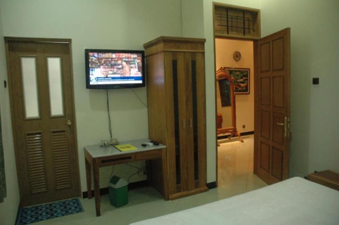 Imagen de la habitación del Hotel Shangrila Villa. Foto 9