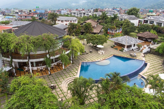 Imagen general del Hotel Shangri-la Village Resort. Foto 1