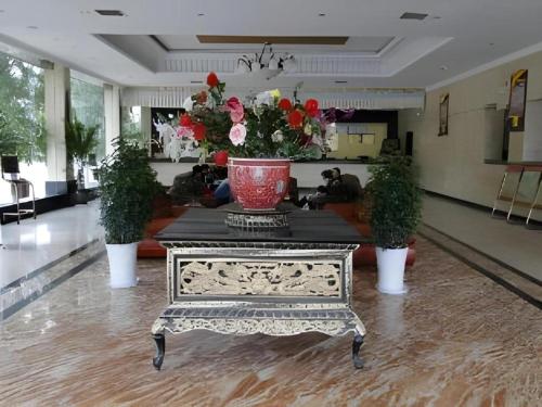 Imagen general del Hotel Shangri-la Zhaxidele. Foto 15