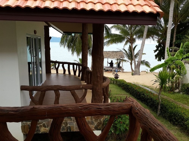 Imagen de los exteriores del Hotel Shangrilah Bungalow. Foto 15