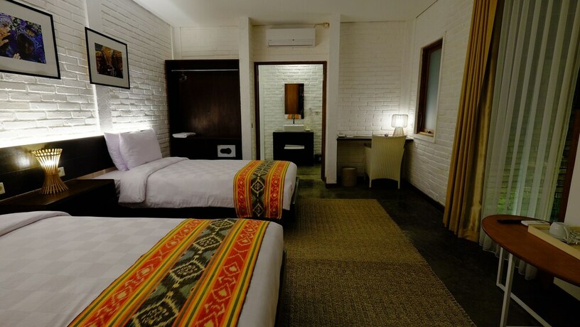 Imagen de la habitación del Hotel Shankara Borobudur. Foto 21