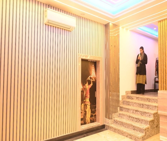 Imagen de los interiores del Hotel Shankara Residency. Foto 13