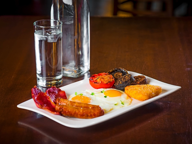 Imagen del bar/restaurante del Hotel Shannon Springs. Foto 11