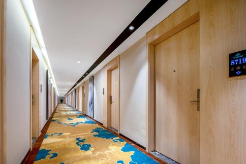 Imagen general del Hotel Shanshui Trends - Shatian Metro Station Longguang City. Foto 11