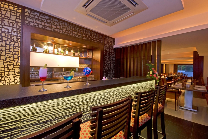 Imagen del bar/restaurante del Hotel Shantai. Foto 10