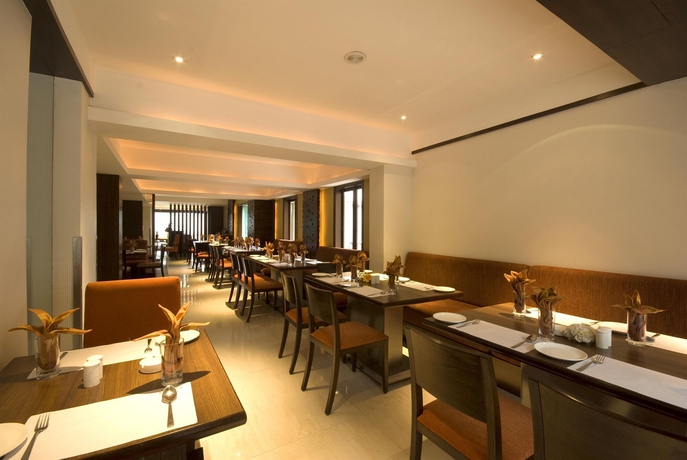 Imagen del bar/restaurante del Hotel Shantai. Foto 14