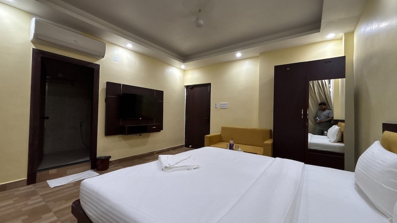 Imagen de la habitación del Hotel Shantam Regency. Foto 8